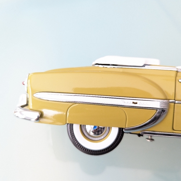 Sun Star 1953 Chevrolet Bel Air Convertible Die Cast Model Car Collectible 1:18 - Picture 10 of 12